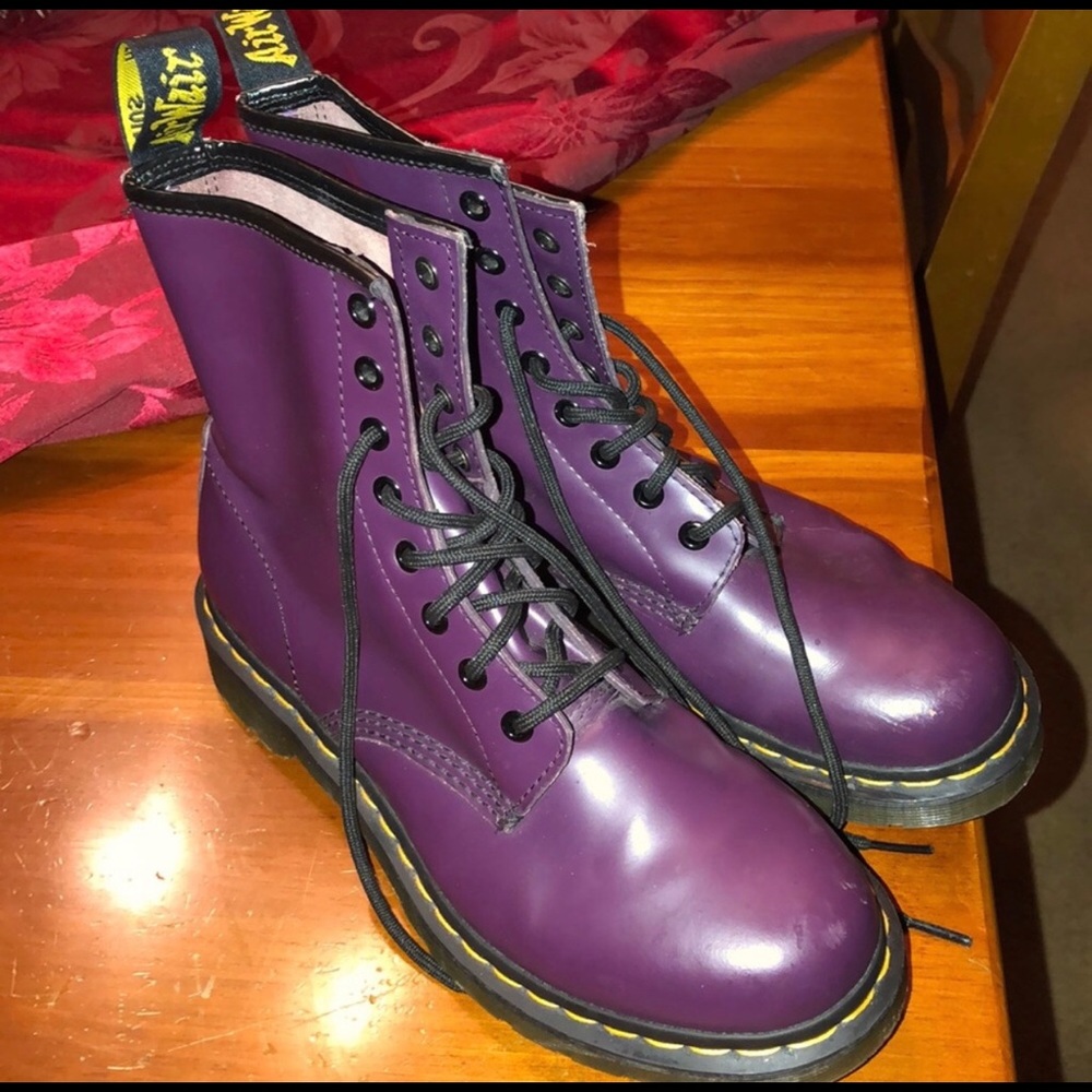 Dr Martens Size 9. Good condition.